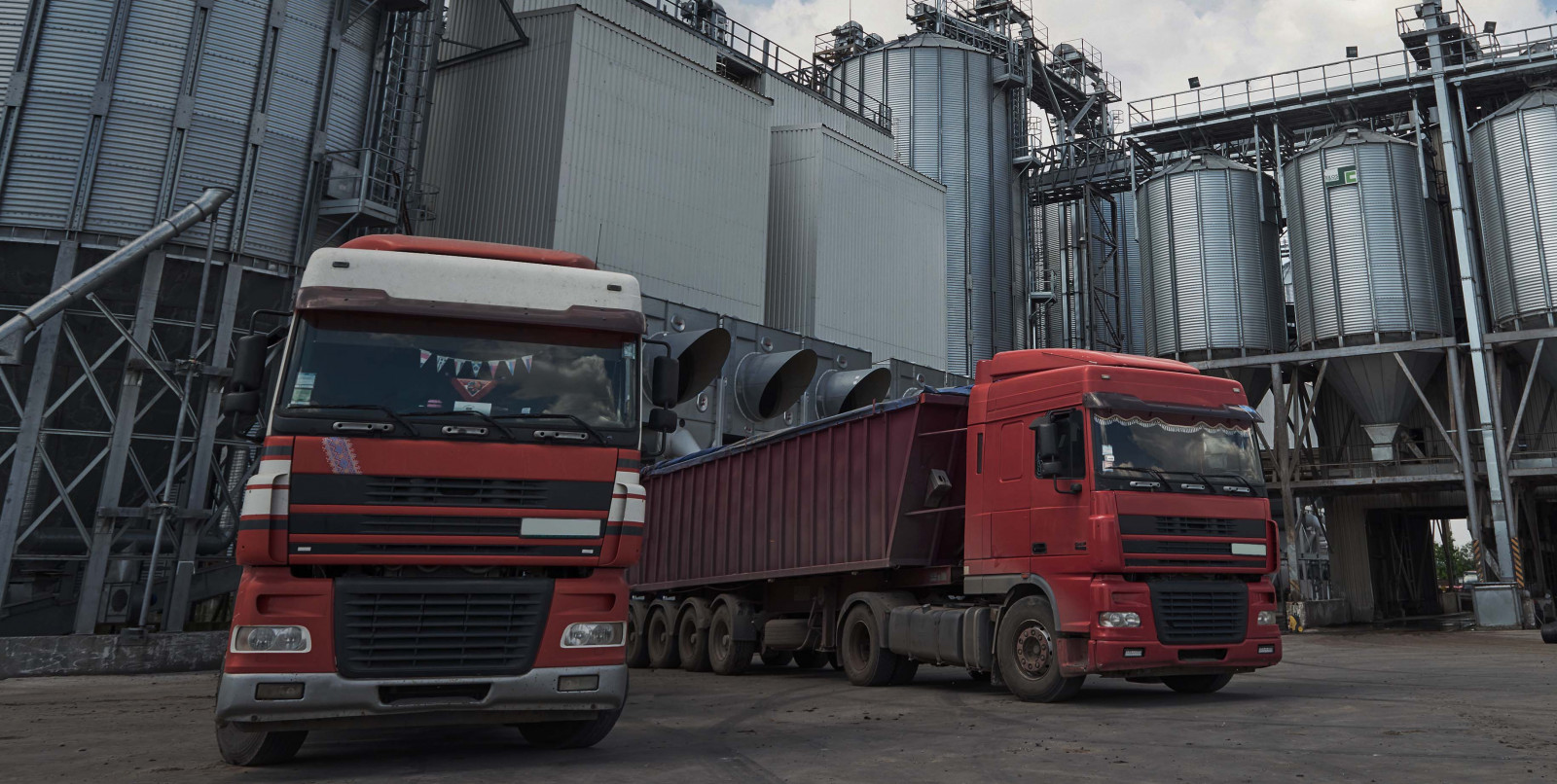 Обучение водителей, осуществляющих перевозки опасных грузов в соответствии с Соглашением о международной дорожной перевозке опасных грузов (имеющих действующее свидетельство ДОПОГ) (специализированный курс по перевозке в цистернах) | Обучение, аттестация, лицензирование